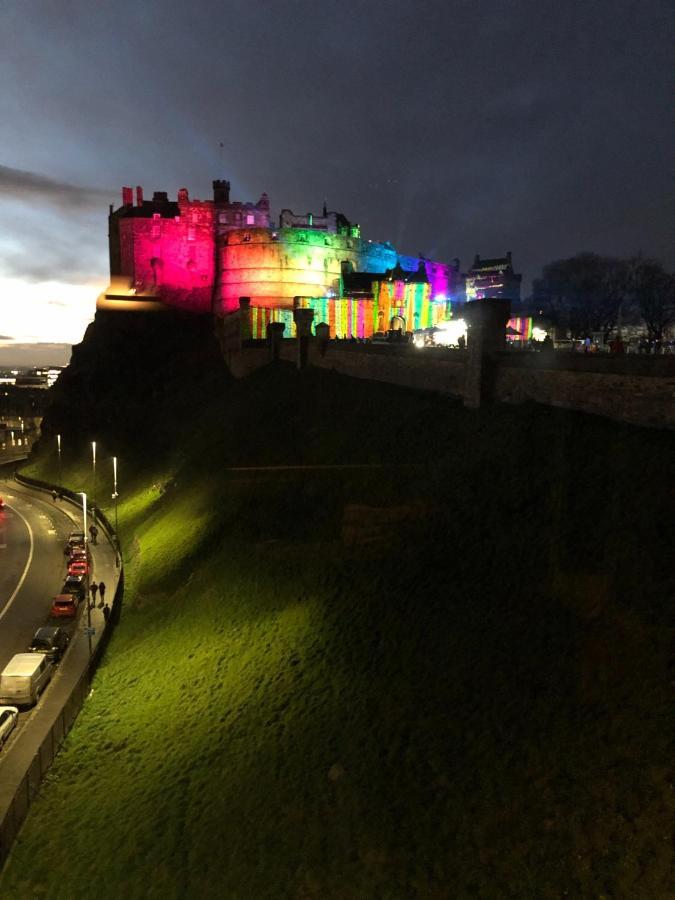 The Castle Esplanade Residence Edinburgh Kültér fotó